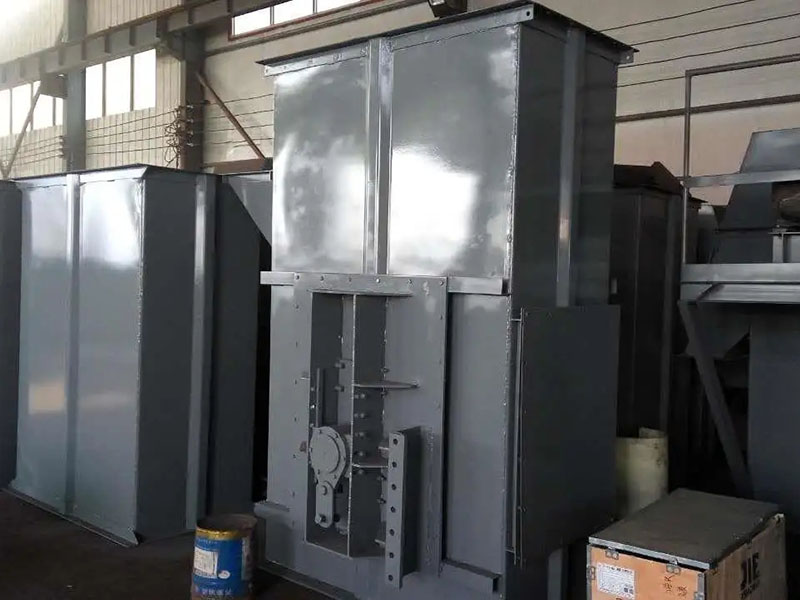 鏟斗式斗式提升機(jī)使用時注意事項(xiàng)